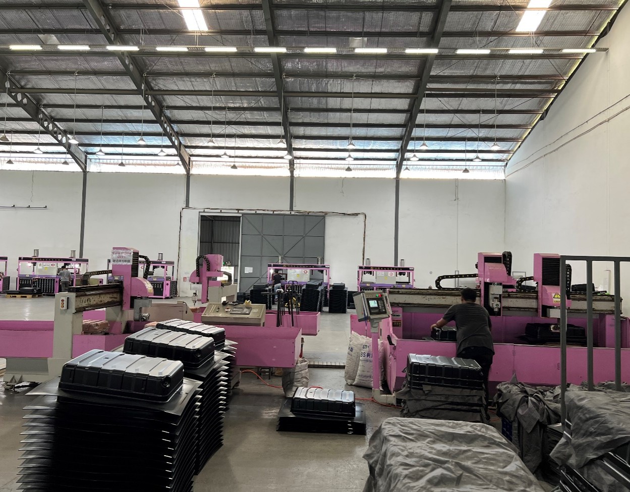 Production scene of Side Processing Department